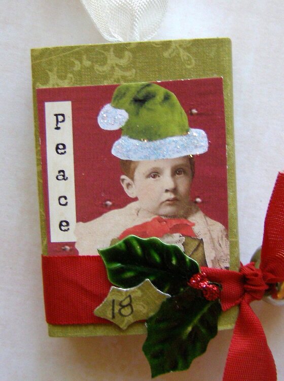 Countdown to Christmas Matchbox Swap - Day 18
