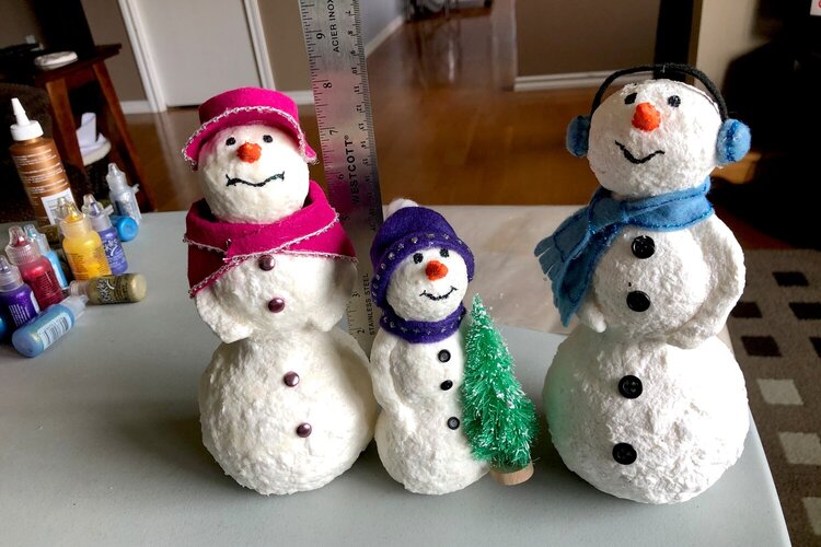 Toilet paper clay snowmen