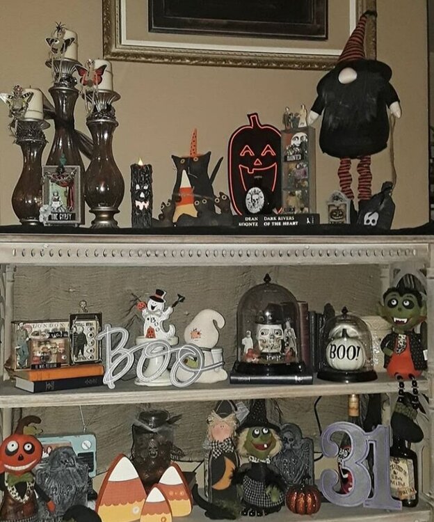 Halloween Decor