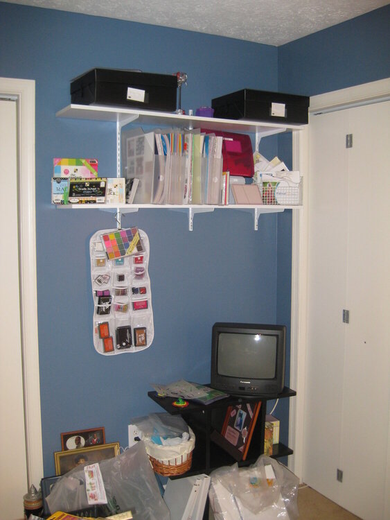 Right side of the craft room b/4 cleanup