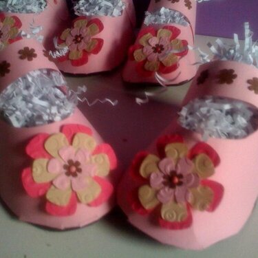 Baby shoe centerpieces