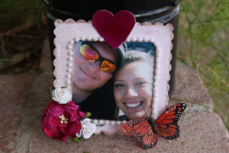 Sizzix chipboard frame