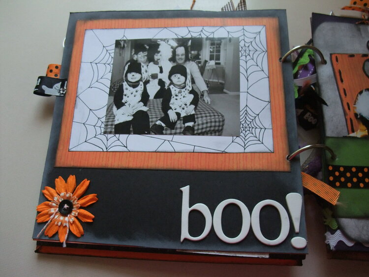 Mini Scrapbook Album- Halloween