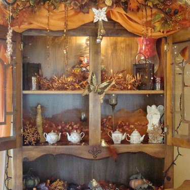 Thanksgiving Hutch