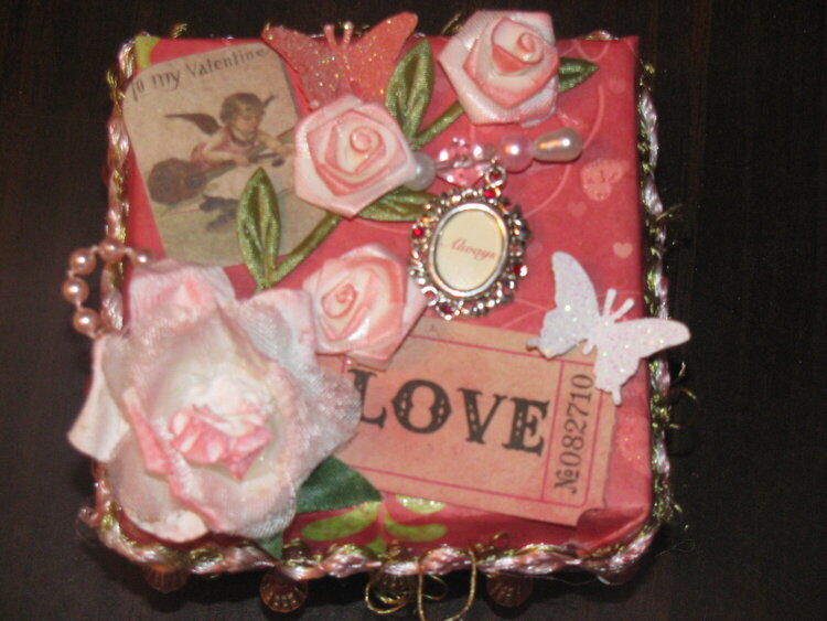 Valentines Day altered box