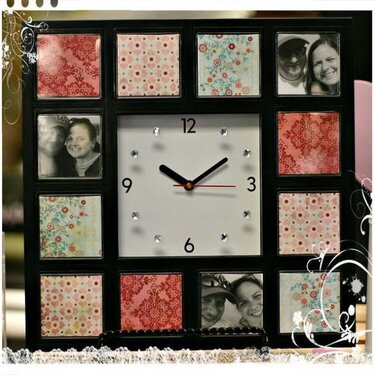 valentine&#039;s day clock