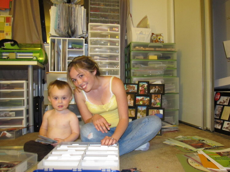 Mommy and the Picture Helper!