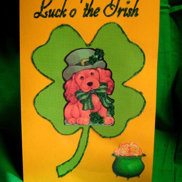 Luck o&#039; the Irish Puppy in Shamrock