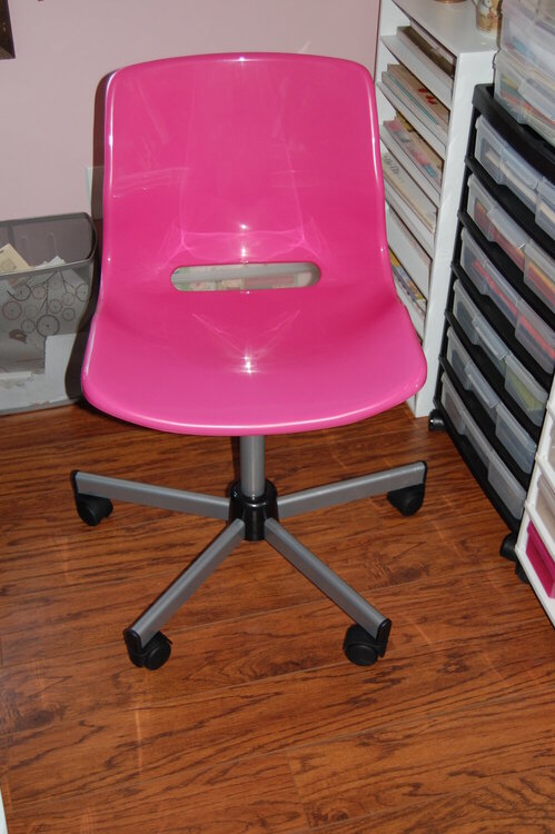 New pink chair