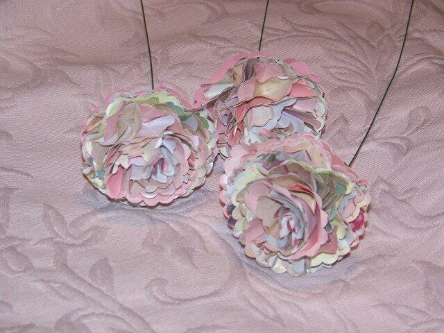 3&quot; Paper Carnations