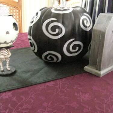Halloween table centerpiece