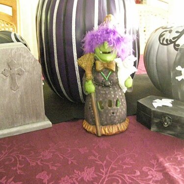 Halloween table centerpiece