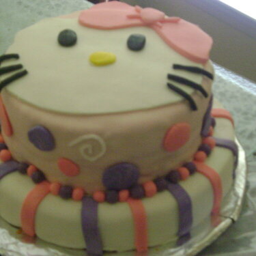 hello kitty cake