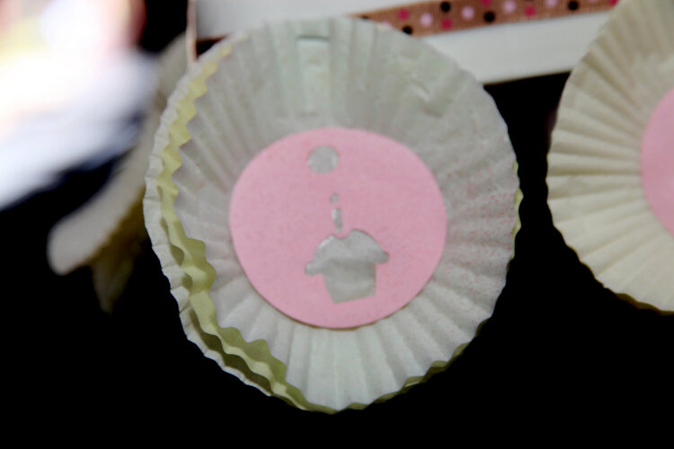 Cupcake party-Cupcake liner banner