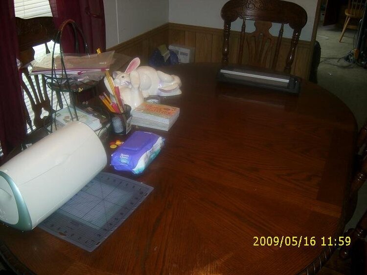 My CLEAN scrappy table,,,,