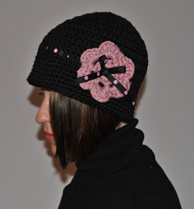 Black Cloche with Pink Flower
