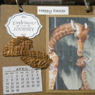 2019 Giraffe Calendar (April)