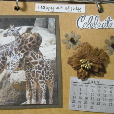 2019 Giraffe Calendar (July)