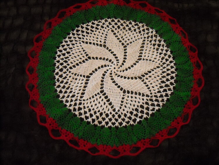 17&quot; Christmas Hand Crocheted Doily