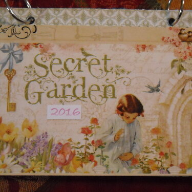 Secret Garden Desk Calendar Cover