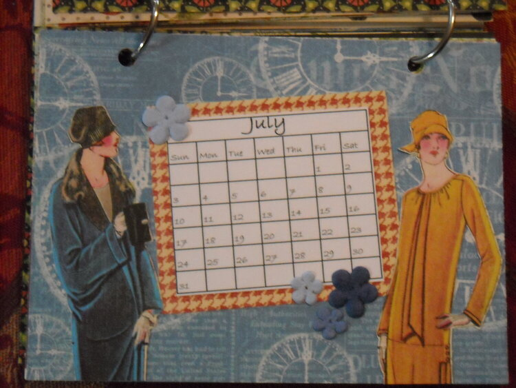 Times Nouveau Desk Calendar (July)