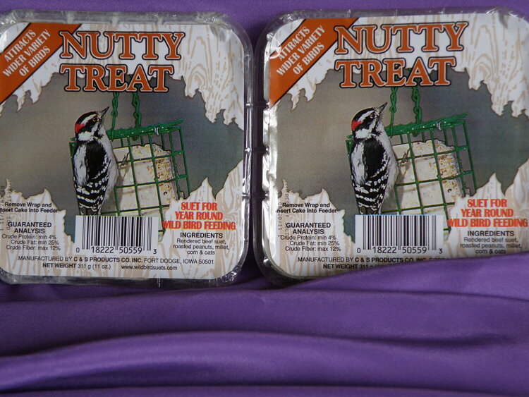 MINI JAN/GROUP 3...[POD]...[15 most recent purchase]...Material/Bird food