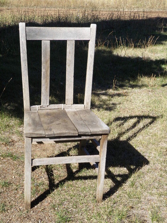 Old  Chair/Shadow