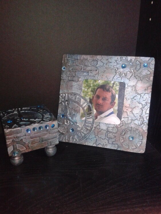 Photo frame and trinket box