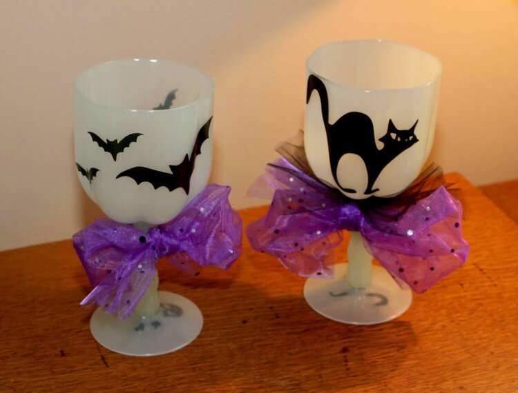 Halloween Glow-in-the-Dark Goblets
