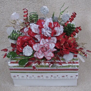 Decorated gift box