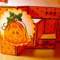 TRI-SHUTTER CARD WITH PUMPKIN