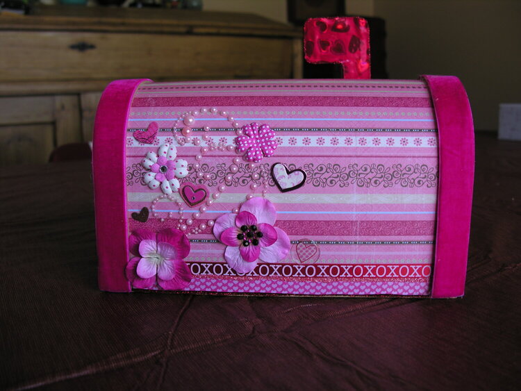 Valentines day Mailbox