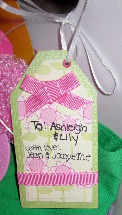 Tag, baby shower gift - front