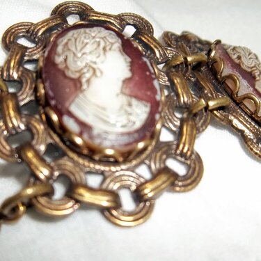 Vintage Cameo Bracelet set in Solid Brass