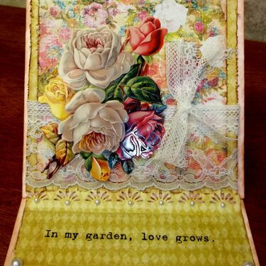 Easel Card with German Flower Scraps