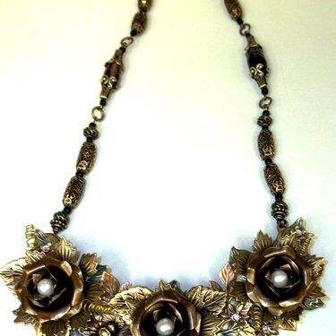 A statement necklace!