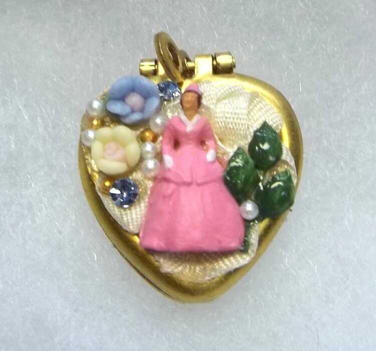 Victorian Antique Brass Heart Locket