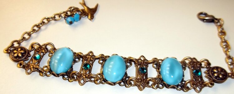 Victorian Bracelet with blue Cabochons