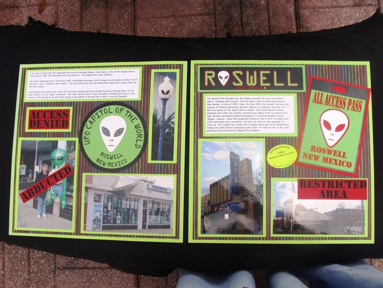 Roswell, NM - Got Aliens? Both sides