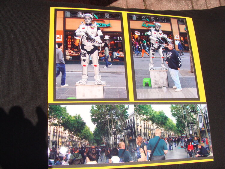 Barcelona Street Mimes - Henri &amp; The Robo Cop