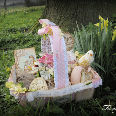 Little Easter basket/petit panier de Pques