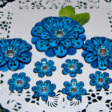 Homemade Flowers Blue/Black