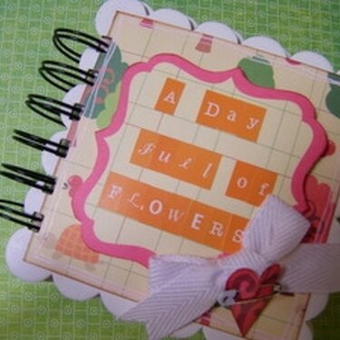 My Little Shoebox mini album with Zutter