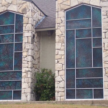 #24stained glasswindow of church(10pts)