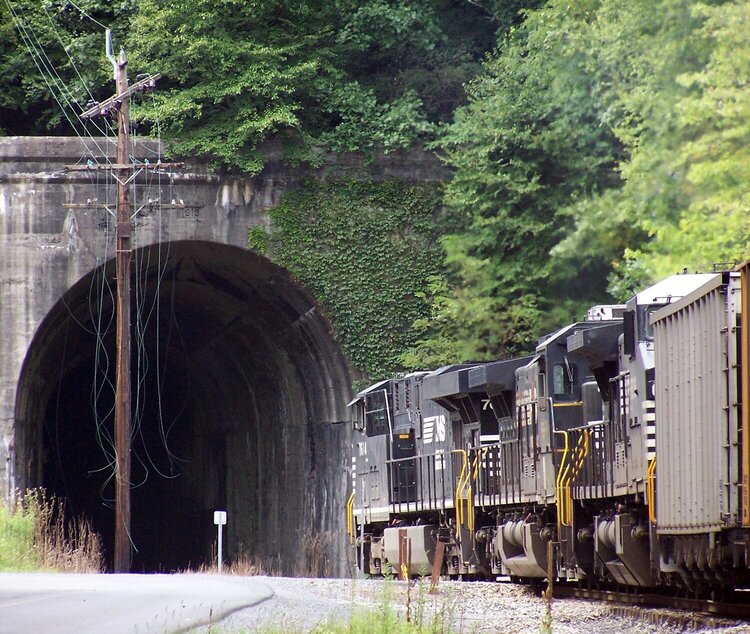 Train Tunnel