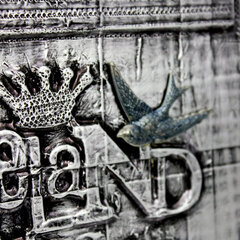 Ryeland 'Steampunk' Plaque (close up)