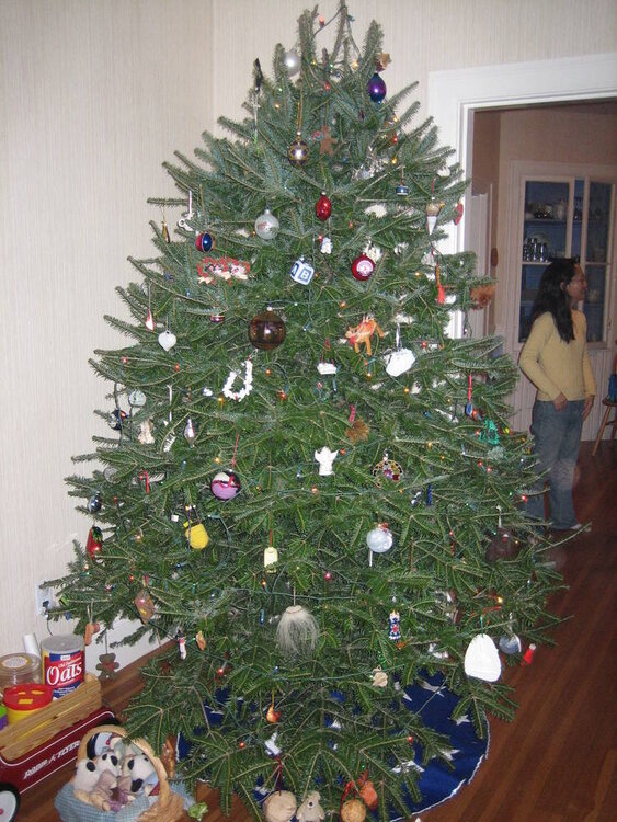 7. A Christmas Tree - 2 points
