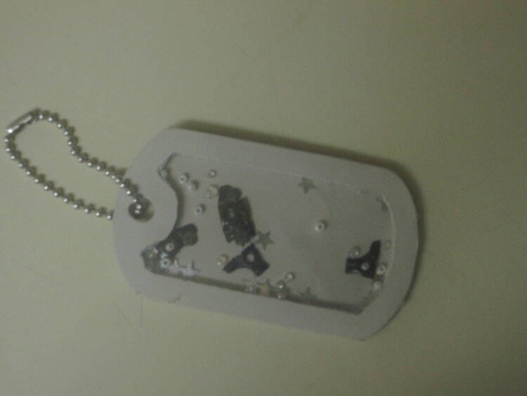 Dog Tags Shaker