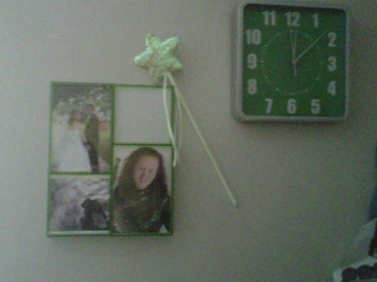 pictue frame, clock and my &quot;magic wand&quot;