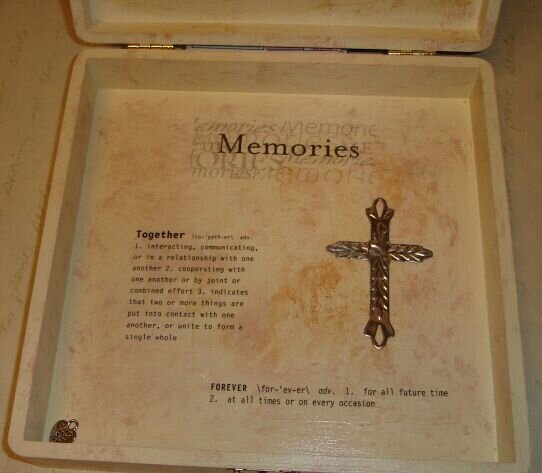 6th Anniversary Gift - Memory Box